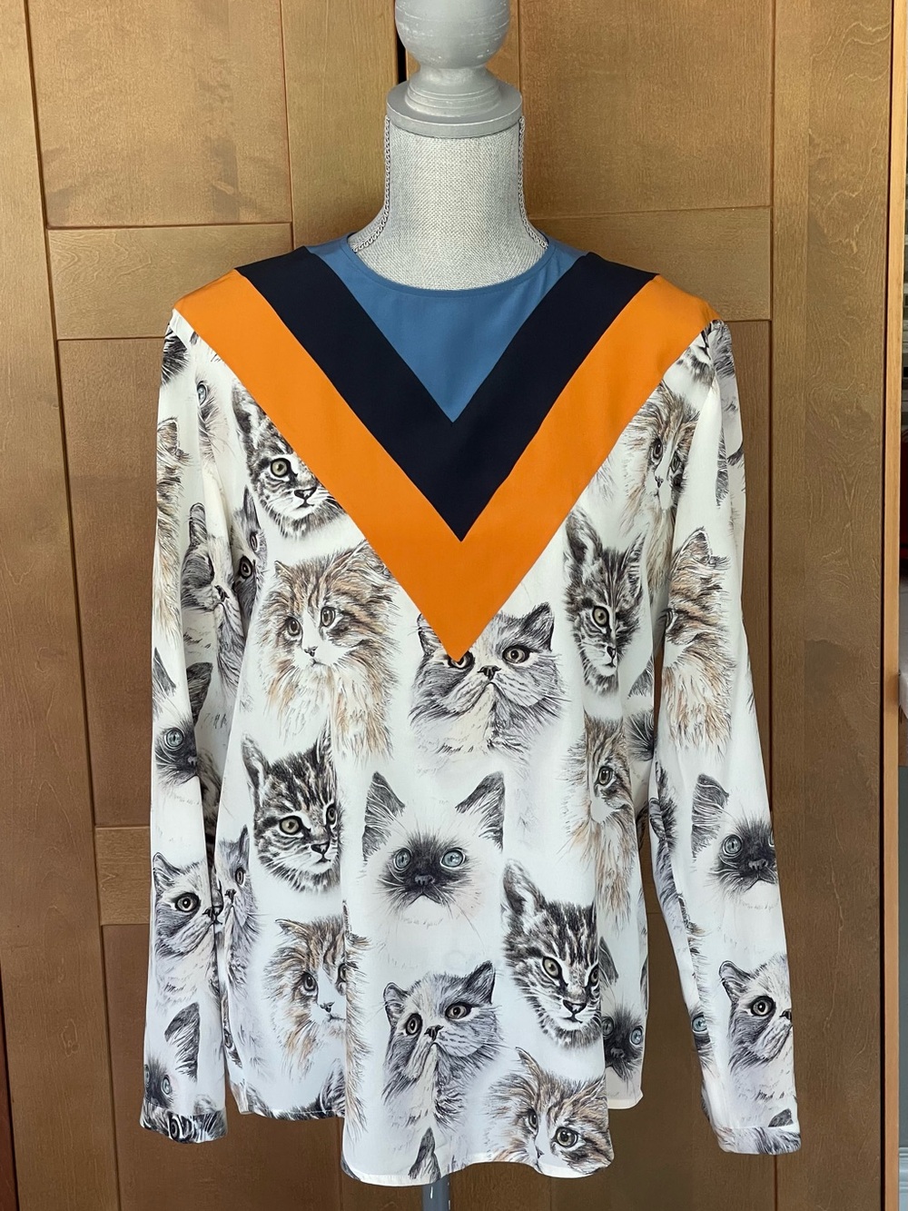 STELLA McCARTNEY *RARE* Chevron Cat Print Long-Sleeve Silk Blouse, IT 42/US 6-8